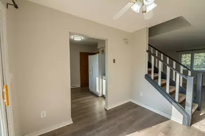 269  Karen Ct, Hartford, WI 53027 - Photo 11