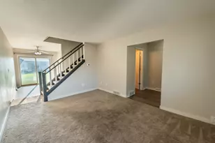 269 Karen Ct, Hartford, WI 53027 - Photo 9