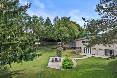 108 E Oak Crest Dr #110, Wales, WI 53183 - Photo 31