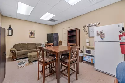 42 N Main St, Hartford, WI 53027 - Photo 21