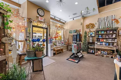 42 N Main St, Hartford, WI 53027 - Photo 11