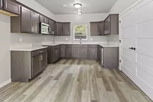 1904 River Dr, West Bend, WI 53090 - Photo 11