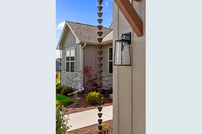 2110  Highland Way, Racine, WI 53177 - Photo 3