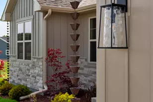 2110 Highland Wy, Racine, WI 53177 - Photo 3