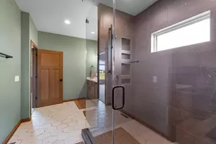 2110 Highland Wy, Racine, WI 53177 - Photo 31