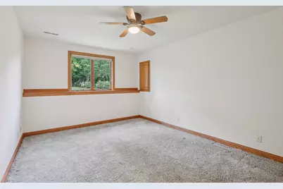 1233 W Sherman Ave, Fort Atkinson, WI 53538 - Photo 23