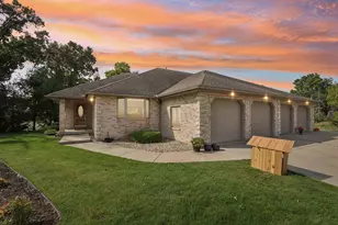 1233 W Sherman Ave, Fort Atkinson, WI 53538 - Photo 45