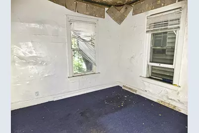 2475 W Keefe Ave #2475A, Milwaukee, WI 53206 - Photo 5