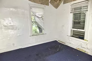 2475 W Keefe Ave, Milwaukee, WI 53206 - Photo 5