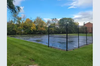 6100 W Stonehedge Dr #320, Greenfield, WI 53220 - Photo 43