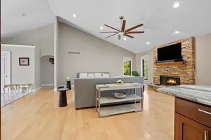 4540 W Melissa Ct, Franklin, WI 53132 - Photo 5