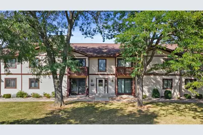 215  Franklin St #D, Delavan, WI 53115 - Photo 1