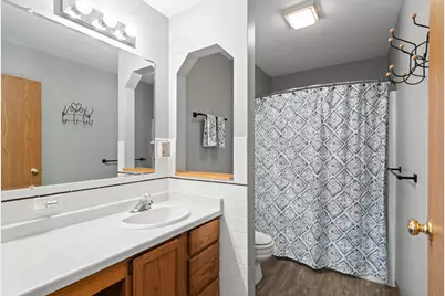 933  Freeman St, Genoa City, WI 53128 - Photo 15