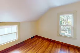 928 N 16th St, Manitowoc, WI 54220 - Photo 5