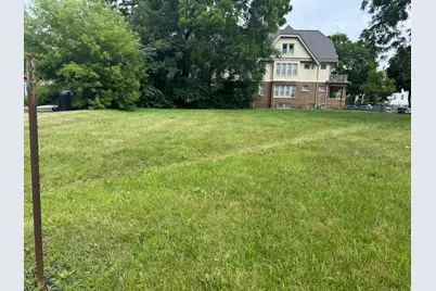 1510 W Wright St, Milwaukee, WI 53206 - Photo 1