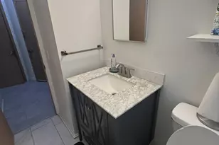 9404 W Hope Ave, Wauwatosa, WI 53222 - Photo 31