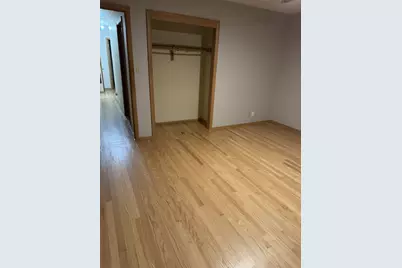 9404 W Hope Ave, Wauwatosa, WI 53222 - Photo 21