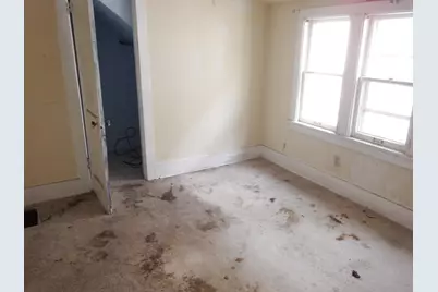 2424 N 44th St, Milwaukee, WI 53210 - Photo 11