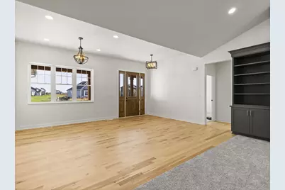 W151N11847  Mistletoe Rd, Germantown, WI 53022 - Photo 13