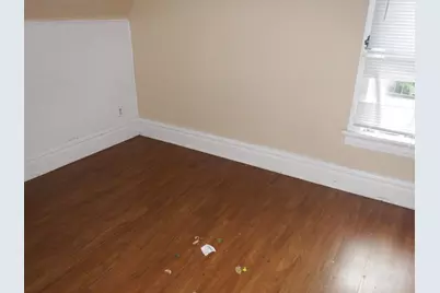 2413 W Orchard St, Milwaukee, WI 53204 - Photo 11