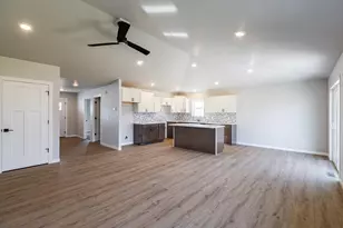 11435 Monteville Ct, Trempealeau, WI 54661 - Photo 9