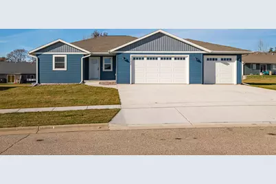 11435  Monteville Ct, Trempealeau, WI 54661 - Photo 1