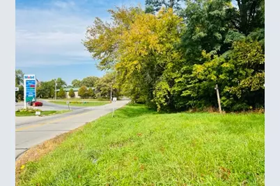 9367  Clover Rd #9371, Bloomfield, WI 53128 - Photo 5