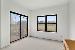 947 Berenschot Trail, Cedar Grove, WI 53013 - Photo 5