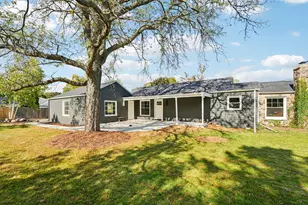 845 E Ellsworth Ln, Bayside, WI 53217 - Photo 21