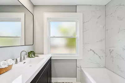 845 E Ellsworth Ln, Bayside, WI 53217 - Photo 19