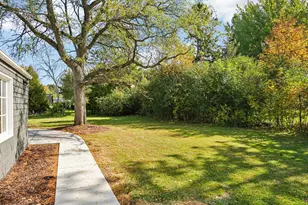 845 E Ellsworth Ln, Bayside, WI 53217 - Photo 25