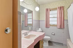 2206 Division St, Manitowoc, WI 54220 - Photo 13