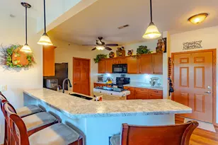 230 Hilldale Dr, Hartford, WI 53027 - Photo 9