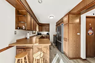 12207 W Bluemound Rd, Wauwatosa, WI 53226 - Photo 11