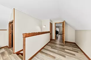 12207 W Bluemound Rd, Wauwatosa, WI 53226 - Photo 19