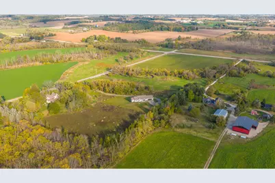 8414  Orchard Valley Rd, Farmington, WI 53090 - Photo 35