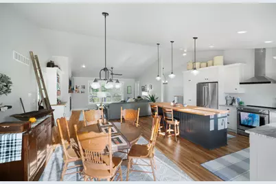 8414  Orchard Valley Rd, Farmington, WI 53090 - Photo 11