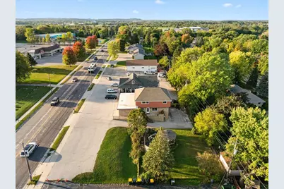 1817 N Main St #1819, West Bend, WI 53090 - Photo 51