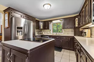 1817 N Main St, West Bend, WI 53090 - Photo 7