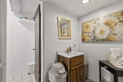 1817 N Main St #1819, West Bend, WI 53090 - Photo 37