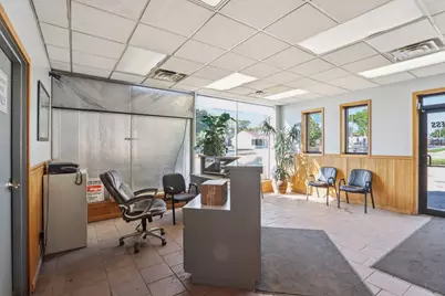 6826 W Capitol Dr, Milwaukee, WI 53216 - Photo 11