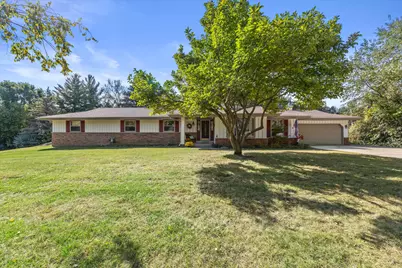 N61W16085  Hawthorne Dr, Menomonee Falls, WI 53051 - Photo 39