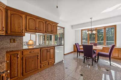 N61W16085  Hawthorne Dr, Menomonee Falls, WI 53051 - Photo 13