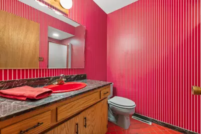 N61W16085  Hawthorne Dr, Menomonee Falls, WI 53051 - Photo 27