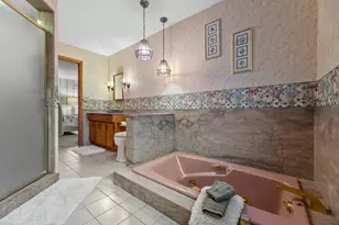 N61W16085 Hawthorne Dr, Menomonee Falls, WI 53051 - Photo 25