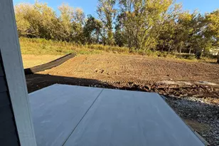 N55W25282 Cres Hl Dr, Sussex, WI 53089 - Photo 23