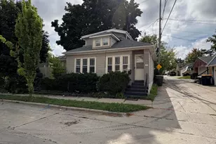 5715 W Mitchell St, West Allis, WI 53214 - Photo 1