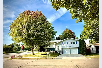 2471 E Mark Dr, Sheboygan, WI 53083 - Photo 1