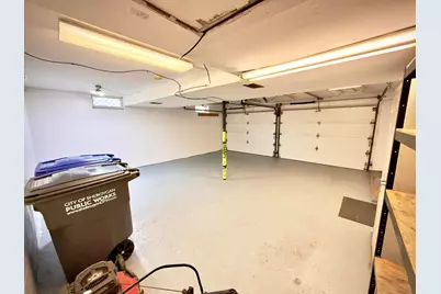 2471 E Mark Dr, Sheboygan, WI 53083 - Photo 29