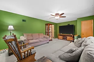 3963 N 98th St, Milwaukee, WI 53222 - Photo 5